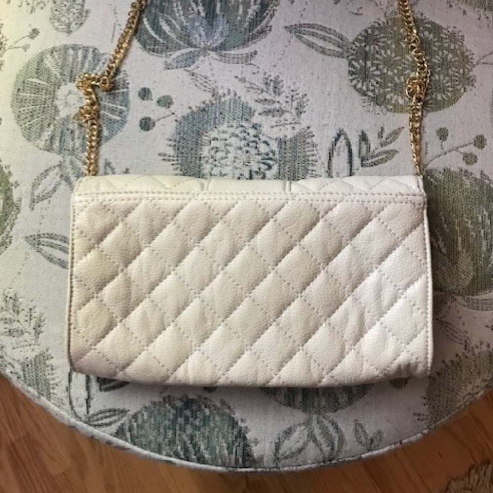 Pearl White Evening Clutch - Chain not included!!! - Aldo - Picture 3 of 6